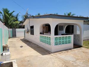 2bdrm House In Dki Properties Sakumono For Sale