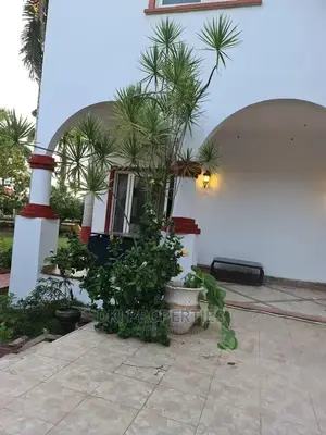 5bdrm House In Dki Properties East Legon For Sale thumbnail 2