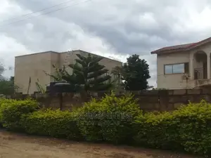 7bdrm House In Dki Properties Oyibi For Sale thumbnail 5