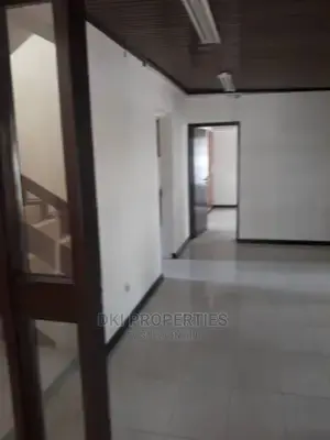 4bdrm House in Dki Properties, Cantonments for Rent thumbnail 2