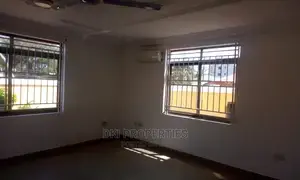 4bdrm House in Dki Properties, Labone for Rent thumbnail 4