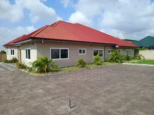 4bdrm House In Dki Properties Oyibi For Sale thumbnail 2