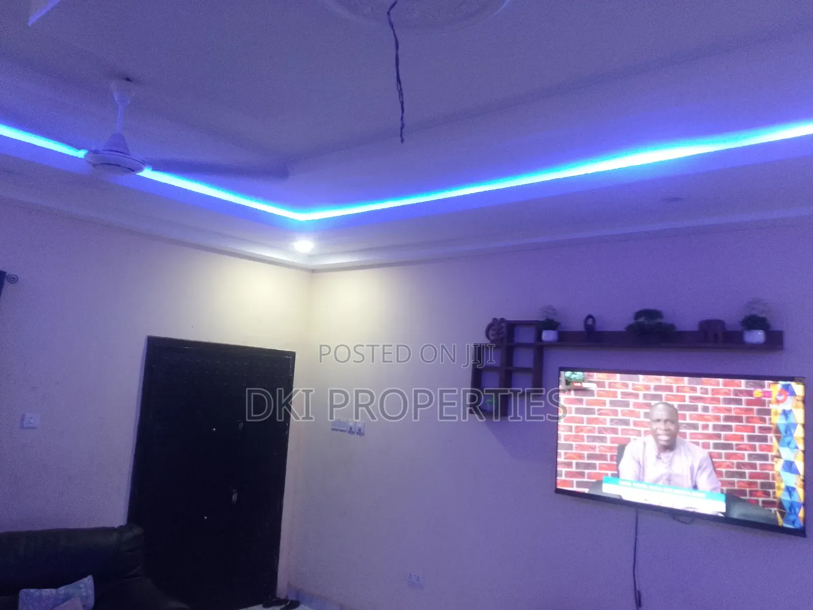 VV 1 (1) Exterior view of a cozy, newly-built, fenced and gated 4-bedroom house in the Valley View Area, showcasing the clean, modern finish.